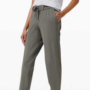 LULULEMON ON THE FLY PANT